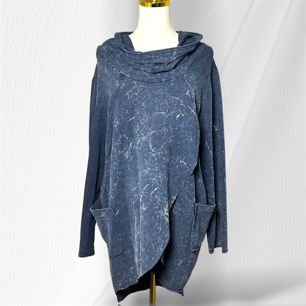 Tina Stephens Made in Italy Cowl Neck Acid Wash Tunic Top Pockets Size L